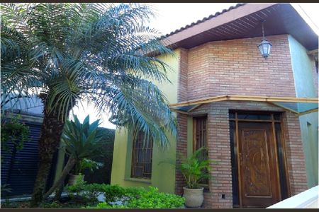 Casa à venda com 3 quartos, 322m² em Ponte Rasa, São Paulo