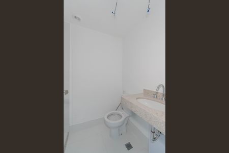 Banheiro de kitnet/studio para alugar com 1 quarto, 23m² em Consolação, São Paulo