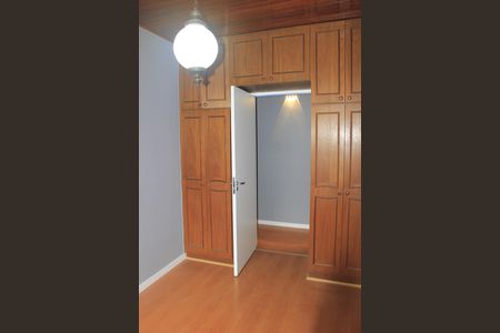 Casa para alugar com 210m², 3 quartos e sem vagaQuarto 2