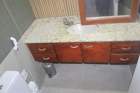 Casa para alugar com 210m², 3 quartos e sem vagaLavabo