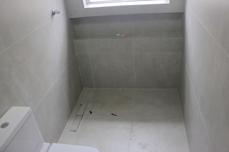 Casa para alugar com 210m², 3 quartos e sem vagaBanheiro social