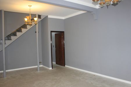 Casa para alugar com 210m², 3 quartos e sem vagaSala