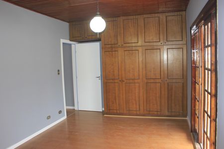 Casa para alugar com 210m², 3 quartos e sem vagaQuarto 1