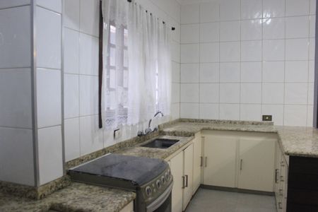 Casa para alugar com 210m², 3 quartos e sem vagaCozinha