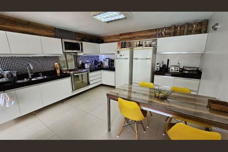 Casa à venda com 870m², 5 quartos e 8 vagas