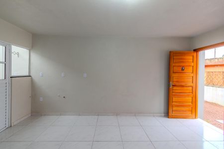 Sala/Quarto de kitnet/studio para alugar com 1 quarto, 28m² em Chapéu do Sol, Porto Alegre