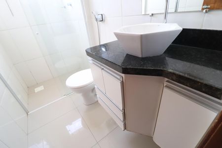 Casa para alugar com 140m², 3 quartos e 2 vagasBanheiro do Quarto 3