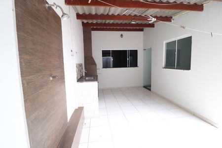 Casa para alugar com 140m², 3 quartos e 2 vagasVaranda