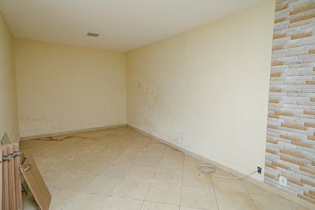 Casa para alugar com 247m², 4 quartos e 3 vagas Casa para alugar com 247m², 4 quartos e 3 vagasSala
