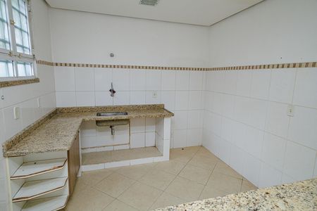 Casa para alugar com 247m², 4 quartos e 3 vagas Casa para alugar com 247m², 4 quartos e 3 vagasBanheiro da Suíte 3