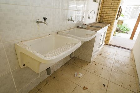 Casa para alugar com 247m², 4 quartos e 3 vagas Casa para alugar com 247m², 4 quartos e 3 vagasÁrea de Serviço