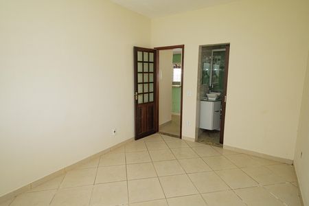 Quarto 1 de casa à venda com 4 quartos, 247m² em Campo Grande, Rio de Janeiro