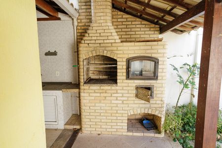Casa para alugar com 247m², 4 quartos e 3 vagas Casa para alugar com 247m², 4 quartos e 3 vagasChurrasqueira
