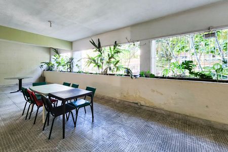 Apartamento para alugar com 177m², 3 quartos e 1 vaga Apartamento para alugar com 177m², 3 quartos e 1 vagaÁrea Comum