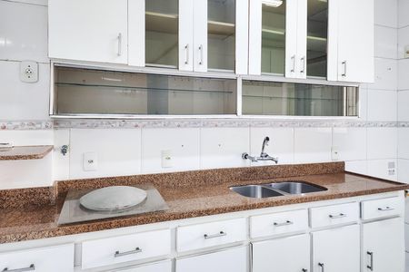 Apartamento para alugar com 177m², 3 quartos e 1 vaga Apartamento para alugar com 177m², 3 quartos e 1 vagaCozinha