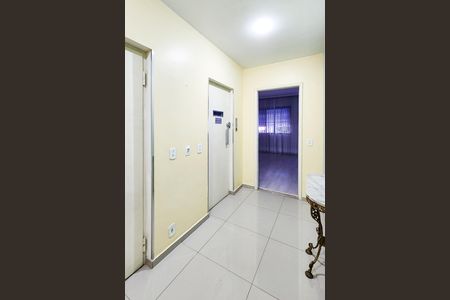 Apartamento para alugar com 177m², 3 quartos e 1 vaga Apartamento para alugar com 177m², 3 quartos e 1 vagaÁrea Comum