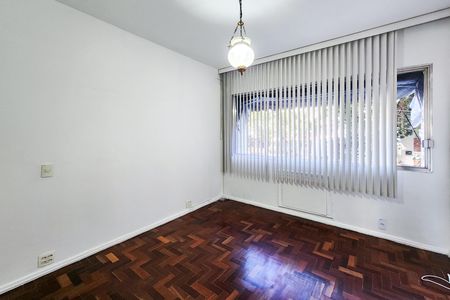 Apartamento para alugar com 177m², 3 quartos e 1 vaga Apartamento para alugar com 177m², 3 quartos e 1 vagaQuarto 1