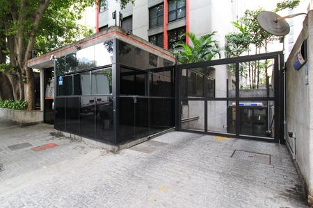 Fachada de apartamento para alugar com 1 quarto, 47m² em Vila Olímpia, São Paulo