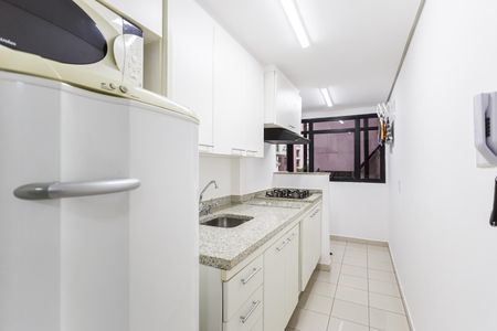 Cozinha de apartamento para alugar com 1 quarto, 47m² em Vila Olímpia, São Paulo