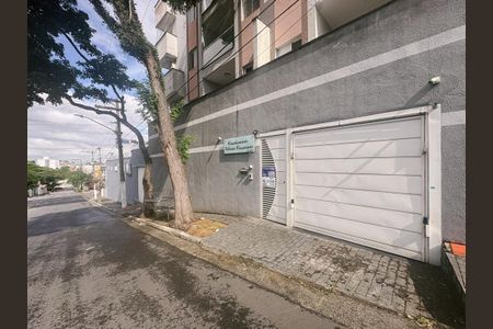 Apartamento para alugar com 50m², 2 quartos e 1 vaga Apartamento para alugar com 50m², 2 quartos e 1 vagaFachada