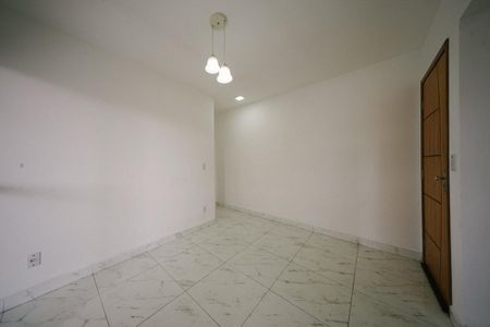 Sala de apartamento para alugar com 2 quartos, 50m² em Cidade Patriarca, São Paulo