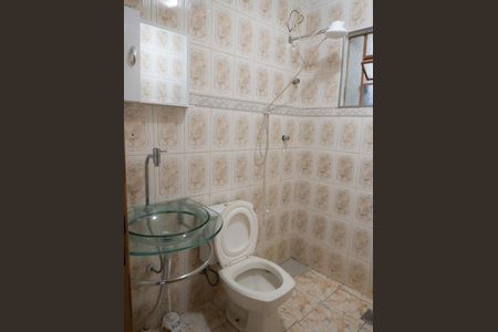 Casa para alugar com 200m², 3 quartos e 4 vagasBanheiro Corredor