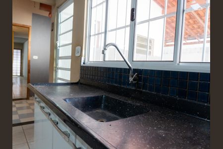 Casa para alugar com 200m², 3 quartos e 4 vagasCozinha - Torneira
