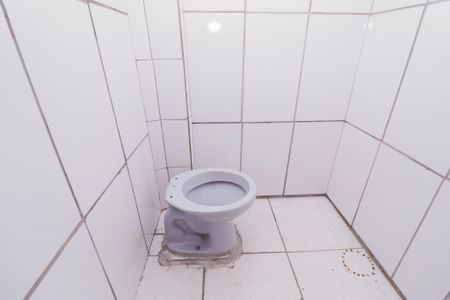 Casa para alugar com 90m², 2 quartos e 1 vaga Casa para alugar com 90m², 2 quartos e 1 vagaBanheiro de serviço