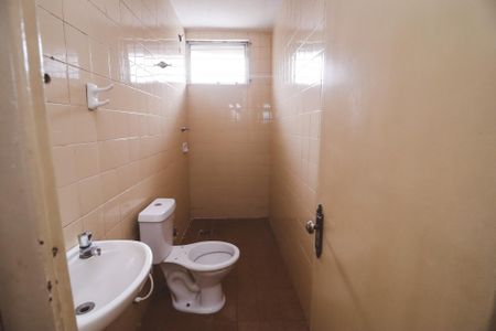 Casa para alugar com 90m², 2 quartos e 1 vaga Casa para alugar com 90m², 2 quartos e 1 vagaBanheiro