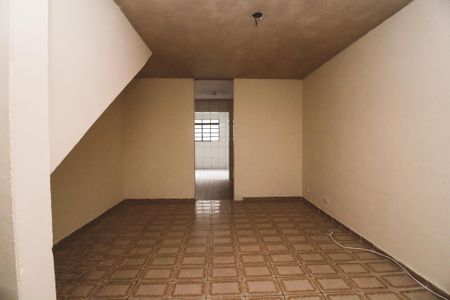 Casa para alugar com 90m², 2 quartos e 1 vaga Casa para alugar com 90m², 2 quartos e 1 vagaSala de Jantar