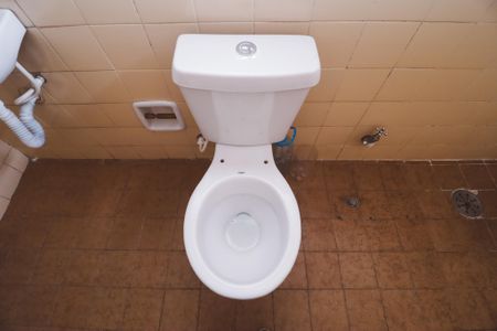 Casa para alugar com 90m², 2 quartos e 1 vaga Casa para alugar com 90m², 2 quartos e 1 vagaBanheiro