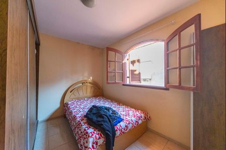 Casa à venda com 5m², 3 quartos e 2 vagasQuarto 2
