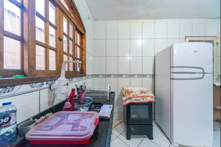 Casa à venda com 5m², 3 quartos e 2 vagasCozinha 