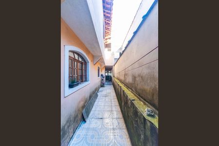 Casa à venda com 5m², 3 quartos e 2 vagasCorredor Externo