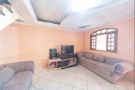 Casa à venda com 5m², 3 quartos e 2 vagasSala