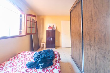 Casa à venda com 5m², 3 quartos e 2 vagasQuarto 2