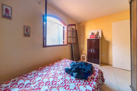 Casa à venda com 5m², 3 quartos e 2 vagasQuarto 2