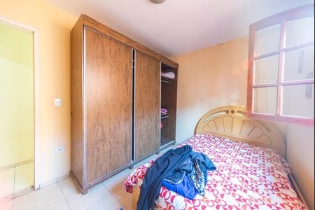 Casa à venda com 5m², 3 quartos e 2 vagasQuarto 2