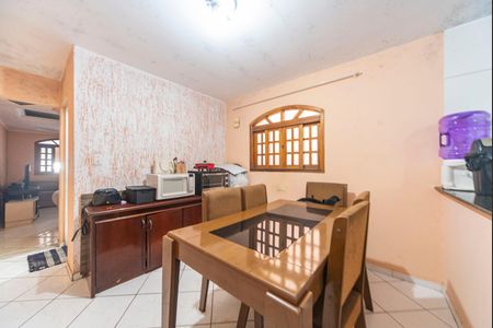 Casa à venda com 5m², 3 quartos e 2 vagasCopa