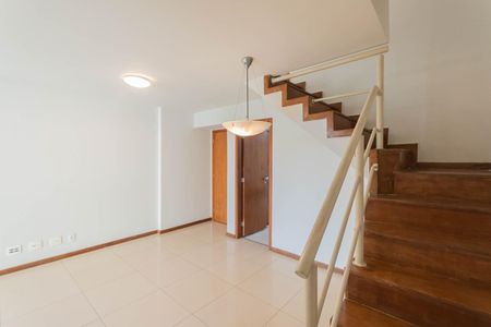 Apartamento à venda com 210m², 3 quartos e 2 vagasSala
