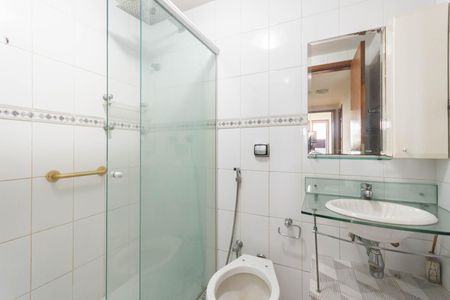 Apartamento à venda com 210m², 3 quartos e 2 vagasBanheiro 1