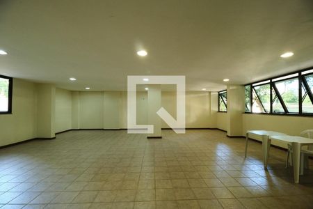 Apartamento à venda com 210m², 3 quartos e 2 vagas Apartamento à venda com 210m², 3 quartos e 2 vagasÁrea comum