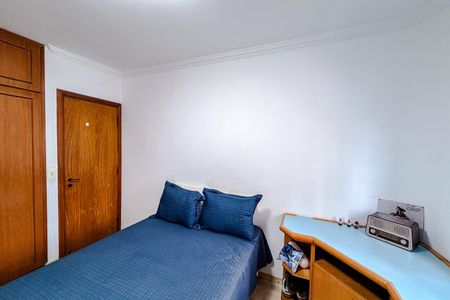 Apartamento à venda com 191m², 4 quartos e 2 vagas Apartamento à venda com 191m², 4 quartos e 2 vagasQuarto 3