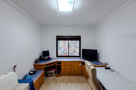 Apartamento à venda com 191m², 4 quartos e 2 vagas Apartamento à venda com 191m², 4 quartos e 2 vagasQuarto 2