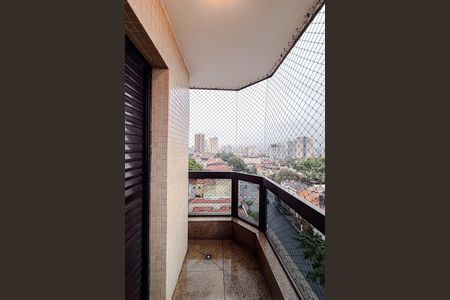 Apartamento à venda com 191m², 4 quartos e 2 vagas Apartamento à venda com 191m², 4 quartos e 2 vagasVaranda da Suíte