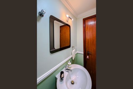 Apartamento à venda com 191m², 4 quartos e 2 vagas Apartamento à venda com 191m², 4 quartos e 2 vagasLavabo