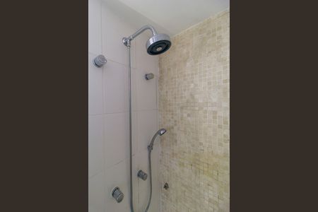 Apartamento à venda com 45m², 2 quartos e 1 vaga Apartamento à venda com 45m², 2 quartos e 1 vagaBanheiro