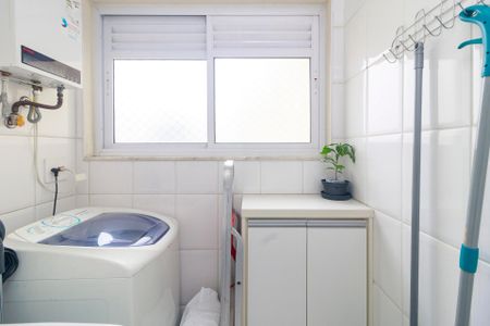Apartamento à venda com 45m², 2 quartos e 1 vaga Apartamento à venda com 45m², 2 quartos e 1 vagaÁrea de Serviço