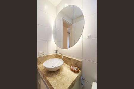 Apartamento à venda com 45m², 2 quartos e 1 vaga Apartamento à venda com 45m², 2 quartos e 1 vagaBanheiro
