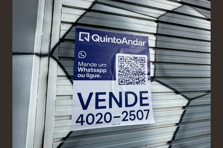 Casa à venda com 110m², 3 quartos e 2 vagasFachada